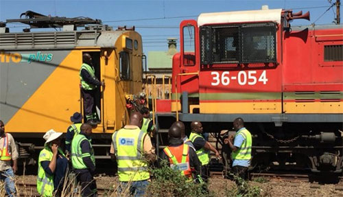 Choque de trenes en Sudáfrica ocasiona más de un centenar heridos